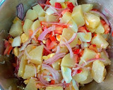 Foto del paso 9 de la receta: Ensalada básica de patatas con trozos de atún rojo en conservas