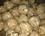 A picture of step 3 of Til ladoos with coconut and nuts.