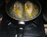 Foto langkah ke 2 dari resep Mujaer Goreng Asam Manis.