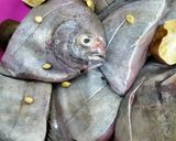 Foto langkah ke 1 dari resep Ikan Bawal Bakar.