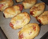 Kolbászos csónak recept fázis 6 fotója
