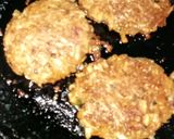 A picture of step 3 of Crispy Green Banana Potato Patties.