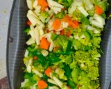 A picture of step 3 of Vegetable egg cake.