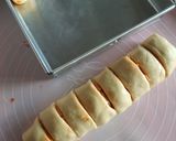 Foto langkah ke 3 dari resep Pizza Rolls Bread.