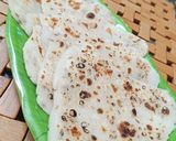 A picture of step 5 of Sago flour namkeen paratha.