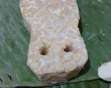 Foto langkah ke 1 dari resep Tempe Goreng Sandal.