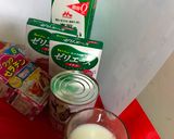 Foto del paso 1 de la receta: Postre de leche con gelatina