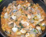 Foto del paso 7 de la receta: Almejas con alcachofas