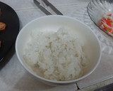Foto langkah ke 6 dari resep Salmon Mentai Rice Bowl.
