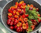 Une image de l'étape 4 de Compote de cerises au thym et citron.
