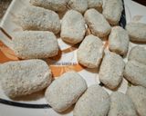 A picture of step 4 of Potato nuggets.