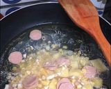 Foto langkah ke 3 dari resep Sop Jagung Sosis Kentang.