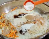 A picture of step 8 of 212. Fried Vermicelli.