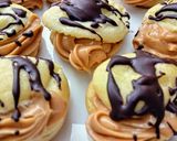 Foto del paso 2 de la receta: Profiteroles Mini con Crema Chocotorta