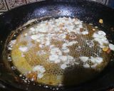 A picture of step 2 of Chicken menchurian.