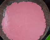 A picture of step 7 of Round shape cookies.