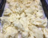 A picture of step 9 of Smoked haddock and leek pie.