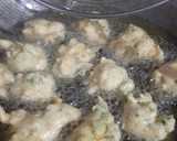 ભજીયા ઉસળ (Bhajiya Usal Recipe In Gujarati) રેસીપી સ્ટેપ4ફોટો