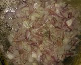 A picture of step 1 of Chicken sauce.