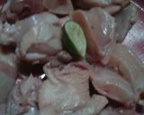 Foto langkah ke 1 dari resep Ayam goreng.