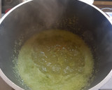 Foto del paso 1 de la receta: Tortitas de pollo en salsa verde