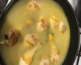 Foto del paso 6 de la receta: Muslos de pollo en salsa de cebolla y ajo