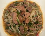 A picture of step 6 of Stir-Fried Bean Sprouts and Garlic Chives with Pork Liver & Chicken Liver Congee.
