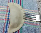 Foto del paso 7 de la receta: Empanadillas de atún
