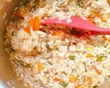 Foto langkah ke 5 dari resep Biber Dolmasi Rice Cooker (Nasi Kantong Paprika Khas Turki dengan Rice Cooker).