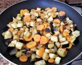 Foto del paso 8 de la receta: Verduras crocantes con dados de pollo a las 5 especias orientales