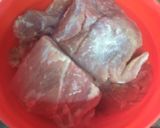 A picture of step 1 of Sesame beef chilli.