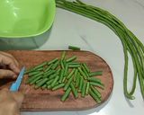 Foto langkah ke 1 dari resep Oseng kacang panjang wortel.