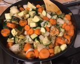 Une image de l'étape 16 de Mijoté de légumes au bouillon de bœuf, herbes aromatiques et épices.