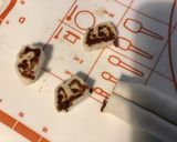 Une image de l'étape 6 de Feuilletés « chauve souris » aux tomates séchées,moutarde douce et wasabi.