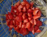 Foto langkah ke 2 dari resep Strawberry Jam.