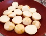 Hình bước làm 3 của món Canh khoai sọ, cánh gà Nhật