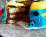 Une image de l'étape 11 de Gateau les Minions CHOCOLAT PASSION (pâte à sucre).