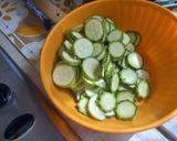 Foto del passaggio 1 della ricetta Torta salata con tonno zucchine e gorgonzola
