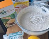 Une image de l'étape 1 de Gâteau aux poires et au fromage blanc.