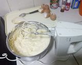 A picture of step 6 of Victorian Sponge Cake.
