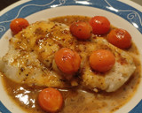 Foto del paso 6 de la receta: Bacalao con cherrys a la mantequilla con salsa de yakiniku, miel y limón