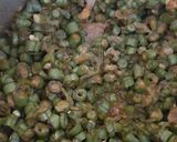 A picture of step 2 of Mutton beans with alu.