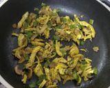 عکس مرحله 2 از دستور اسنک مرغ و قارچ