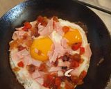 Foto del paso 2 de la receta: Huevos con jamón y queso