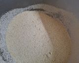 A picture of step 1 of Semolina halwa with banana.