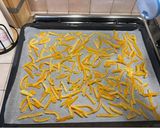 Foto del passaggio 13 della ricetta Scorze d’arancia candite🍊