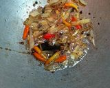 Foto langkah ke 4 dari resep Cah Jamur Kentang Lada Hitam #week37.
