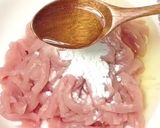 Hình bước làm 2 của món Thịt heo xào rau củ