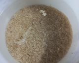 A picture of step 1 of Saffron Brown Rice.