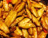 Hình bước làm 6 của món Cá heo kho sả ớt